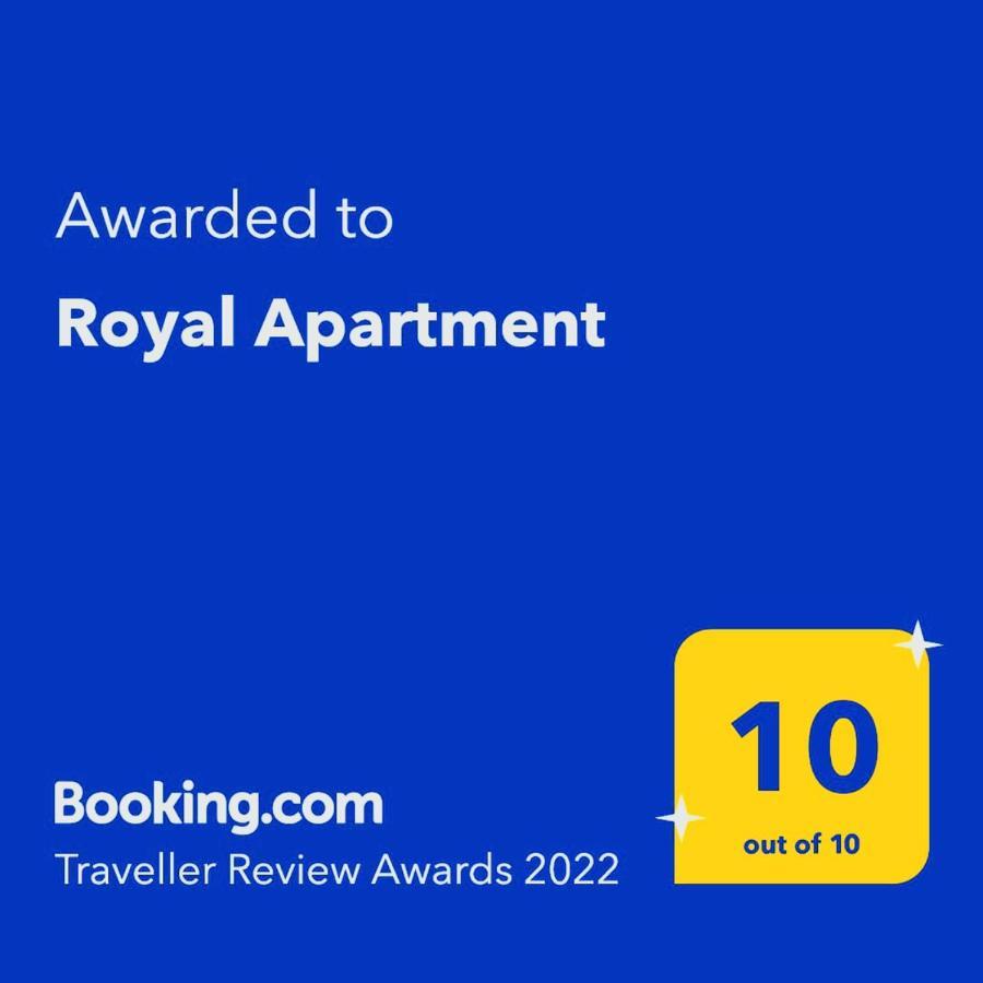 Royal Apartment Braşov Esterno foto